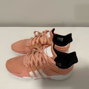 Shoes for sale men size 7 “women size 9”